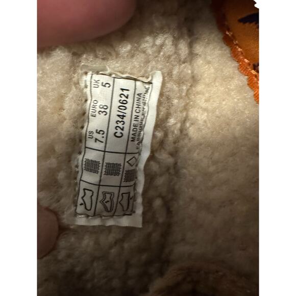 Rocket Dog Tan Corduroy Faux Fur Lined Slip-On Shoes Women’s 7.5 - Picture 6 of 6